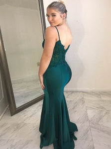 Sweep Train Green Lace Prom Dresses